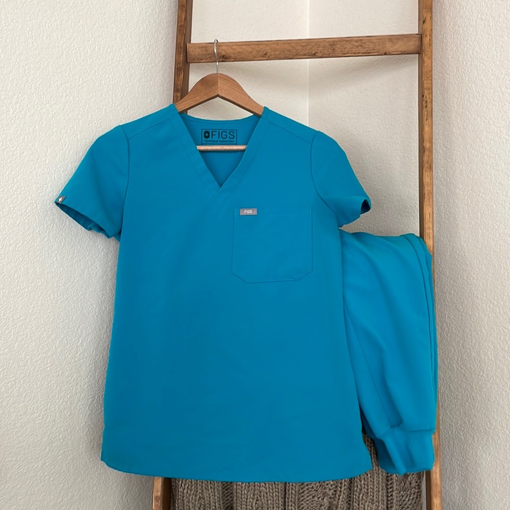 FIGS Scrubs Teal
